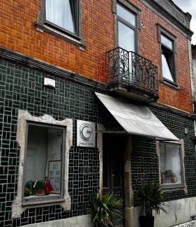 Ovar Bed & Breakfast | Cozy Feel at Home Guest House with Kitchen Amenities