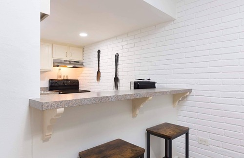Edinburg Apartment | "Feel at Home in Edinburg – Cozy, Cute & Close to UTRGV!"