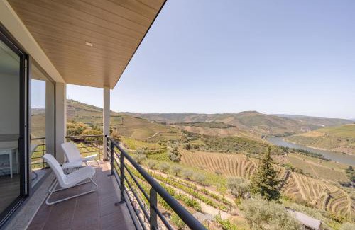 Armamar Villa | Discover Luxury at Feel Discovery Alvim's Douro Hotel