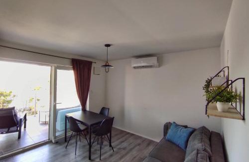 Luka Apartment | Oceanfront Retreat: Feel Dugi Otok - Apartment Sofia