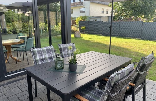 Hohn Apartment | Explore Nature from Our Cozy Accommodation with Spa & Hot Tub