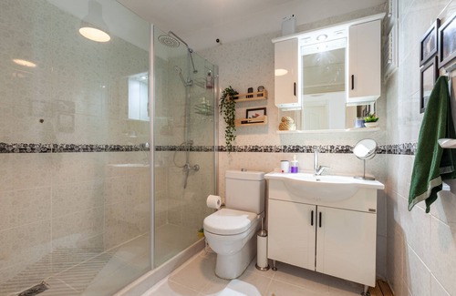 Kabatas House | Discover the Breeze from the Bosphorus: Family-Friendly Stay