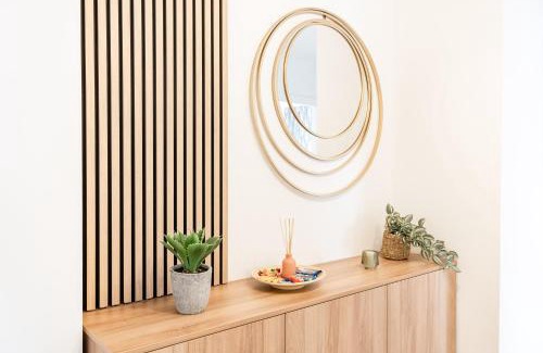 Timisoara Apartment | Experience Paris Living at C&A Apartment with Family Amenities