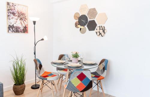 Timisoara Apartment | Experience Paris Living at C&A Apartment with Family Amenities