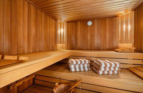 Schauenburg Apartment | Relax at FeelGood 212 qm Ferienhaus: Spa, Garden & Grill