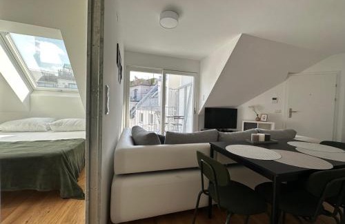 Stuwerviertel Apartment | FeelHome-Dachterrasse-4 Gäste-WiFi
