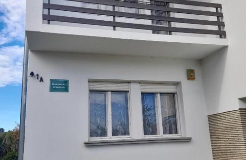 Szombathely Apartment | Pet-Friendly Fehérvadász Vendégház: Perfect for Families