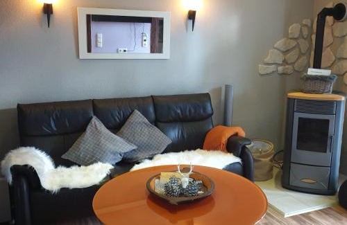 Astfeld House | Discover Feha Ehemaliger Stall: Family-Friendly Retreat