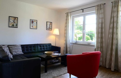 Albertsdorf House | Discover Fehmarn Ostseeferien FH4 Haus Schilfrauschen