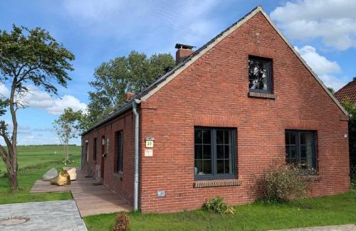 Jemgum House | Family-Friendly Fehnhaus an der Kuhweide: Rated 8.9/10