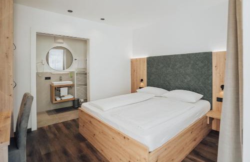 Centro - Piani - Rencio Hotel | Discover Feichter Hotel & Bistro: Family-Friendly Retreat