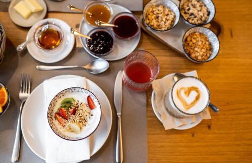 Centro - Piani - Rencio Hotel | Discover Feichter Hotel & Bistro: Family-Friendly Retreat