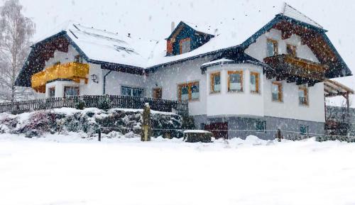 Krakaudorf House | Feielhof: Oceanfront Retreat with 9.4/10 Guest Reviews