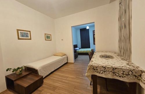 Kusadasi City Centre Apartment | Central Apartment with Ocean View and Pet-Friendly Perks