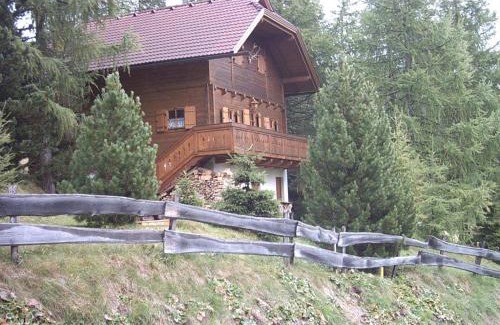 Reichenau Apartment | Family-Friendly FELBER Hüttn with Excellent Guest Rating 9/10