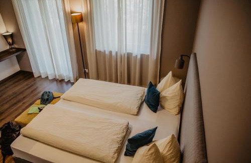 Silandro Hotel | Feldgärtenhof: Pet-Friendly Oceanfront Retreat, Rated 9.2