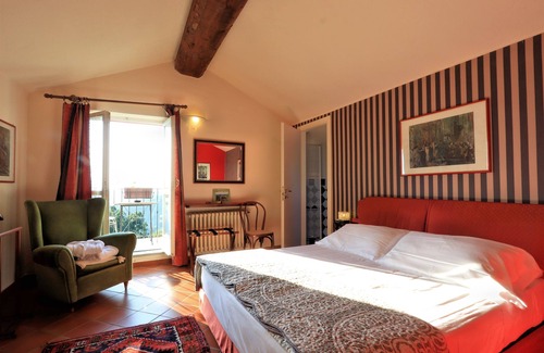 Monforte d'Alba Hotel | Felicin - Villa Stella: 4-Star Retreat with Spa & Breakfast
