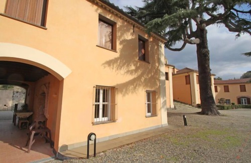 Santo Stefano del Ponte Apartment | Pet-Friendly Oceanfront Retreat: Felicita e Pietro