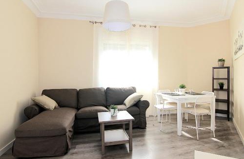 Navas Apartment | Peaceful FELIP II Apartments: Ideal for Families
