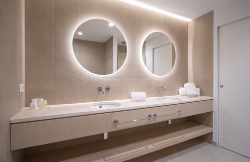 Torre di Bari Hotel | Galanias Hotel & Retreat: Pet Friendly with Spa and Pool