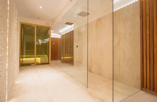Olbia Hotel | Elegant Hotel Felix Olbia with Spa and Pool Access