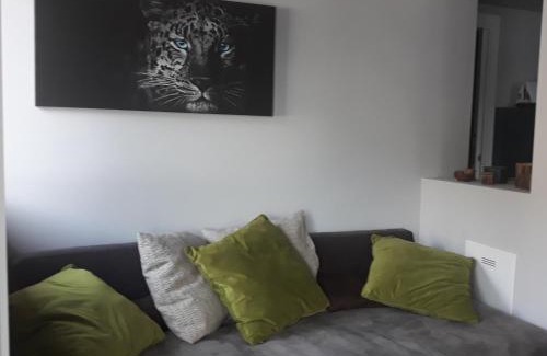 Giustino Apartment | Discover Felix: Pet-Friendly Haven with High Guest Ratings