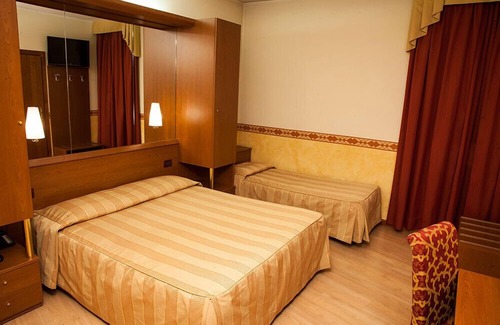 Alte Ceccato Hotel | Discover Felix: Top-Rated Hotel with Pool & Spa Amenities