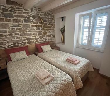 Izola Apartment | FELIZA Apartment