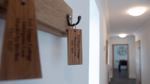 Redcar House | Comforting Stay at Fell Briggs Cottage - Family-Friendly Retreat