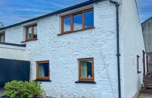 Keswick House | Pet-Friendly Haven at Fell View Bassenthwaite, Rated 9/10