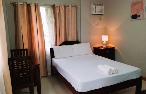 Tagbilaran House | Cozy Felli's Guest House: Breakfast & Family-Friendly Stay
