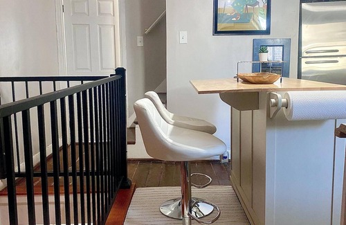 Upper Fells Point House | Inviting Fells Point Rowhome Near JH Hospital & Inner Harbor