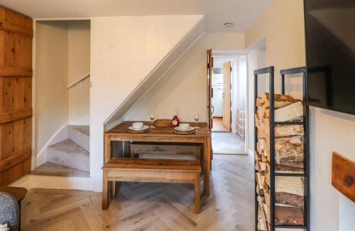 Shap House | Pet-Friendly Retreat at Fellside Cottage for All Families