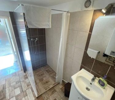 Kecskemet Apartment | Felsőszéktó Vendégház Kecskemét