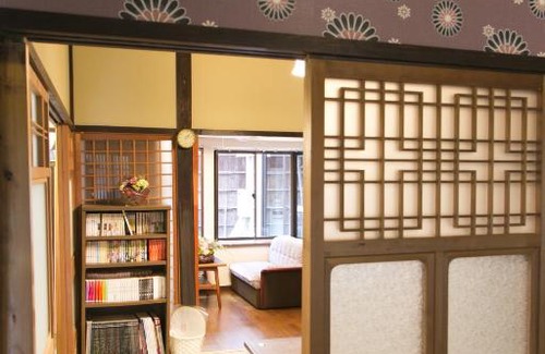 Tondabayashi House | Women-Only Retreat: Tomari-ya with 9.1/10 Rating