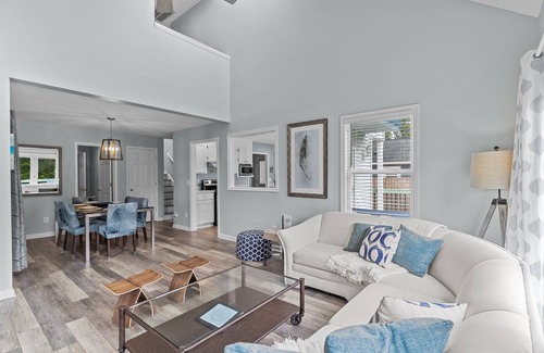 Tranquil Harbour House | Pet-Friendly Retreat: Steps from the Beach with Pool Access