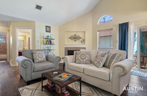Wells Branch Apartment | Fenced Yard 2BR 1BA 10m to Domain Near Downtown Pets OK by AUSTIN VACAY