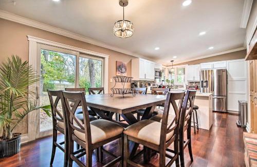 Fox River Grove House | Stylish Fox River Grove Home with Ideal Location & Amenities