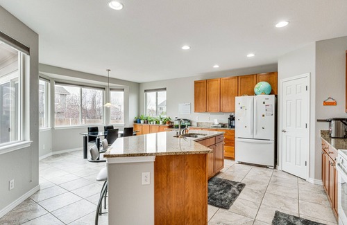 Vista Ridge House | Pet-Friendly Group Retreat with Office, Gym & Spa Amenities