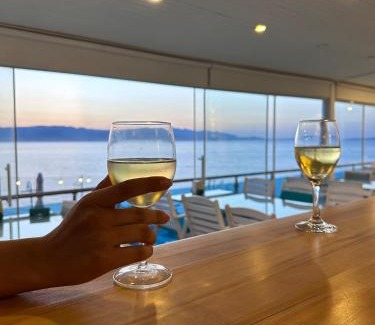 Cesme Hotel | Fener Hotel Café & Kahvalti: Rated 9/10 with Breakfast & Hot Tub