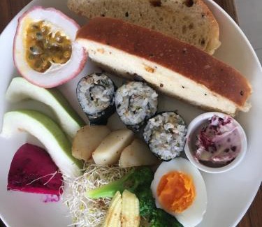 Guanshan House | Family-Friendly Retreat at Feng Xian Bai Hua B&B, Rated 9/10
