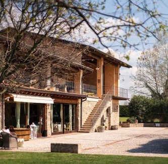 Pozzolengo House | Serene Fenil Conter Cottage & Suite with Oceanfront Views