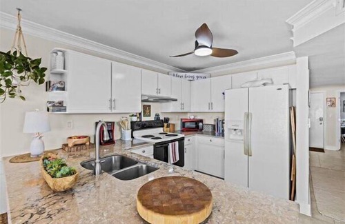 Cedar Key Condo | Scenic Water View at Fenimore Mill 6C - Pet Friendly Retreat