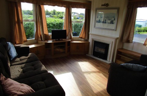 Lincoln Resort | Top-Rated Fenlake Holiday Accommodation with Pet-Friendly Perks