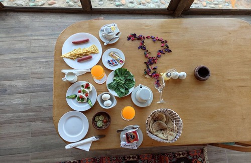 Aswan Bed & Breakfast | Discover Fenti Nubain Standard Room with Pool & Spa