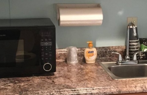 Fenwick Island Hotel | Family-Friendly Fenwick Islander Motel with Pool & Dining