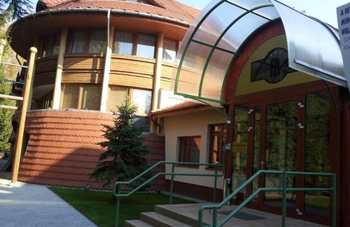 Bekescsaba Hotel | Relaxing Getaway at Fenyves Wellness Hotel Békéscsaba