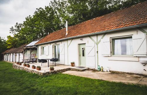 Kapolcs Apartment | Pet Friendly Escape at Ferde Kemping és Vendégház