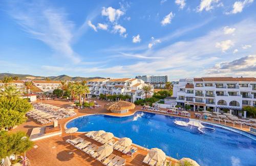 Sant Jordi de Ses Salines Hotel | Experience FERGUS Style Bahamas: Oceanfront Bliss Awaits