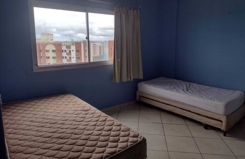 J Jeriquara Apartment | Pet-Friendly Getaway with Bathtub Accommodating Up to 7